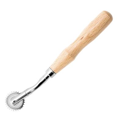 Tracing wheel 15.5 cm, serrated blade, wooden handle