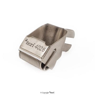 Manual thread cutter for industrial sewing machines, mounted on the presser foot