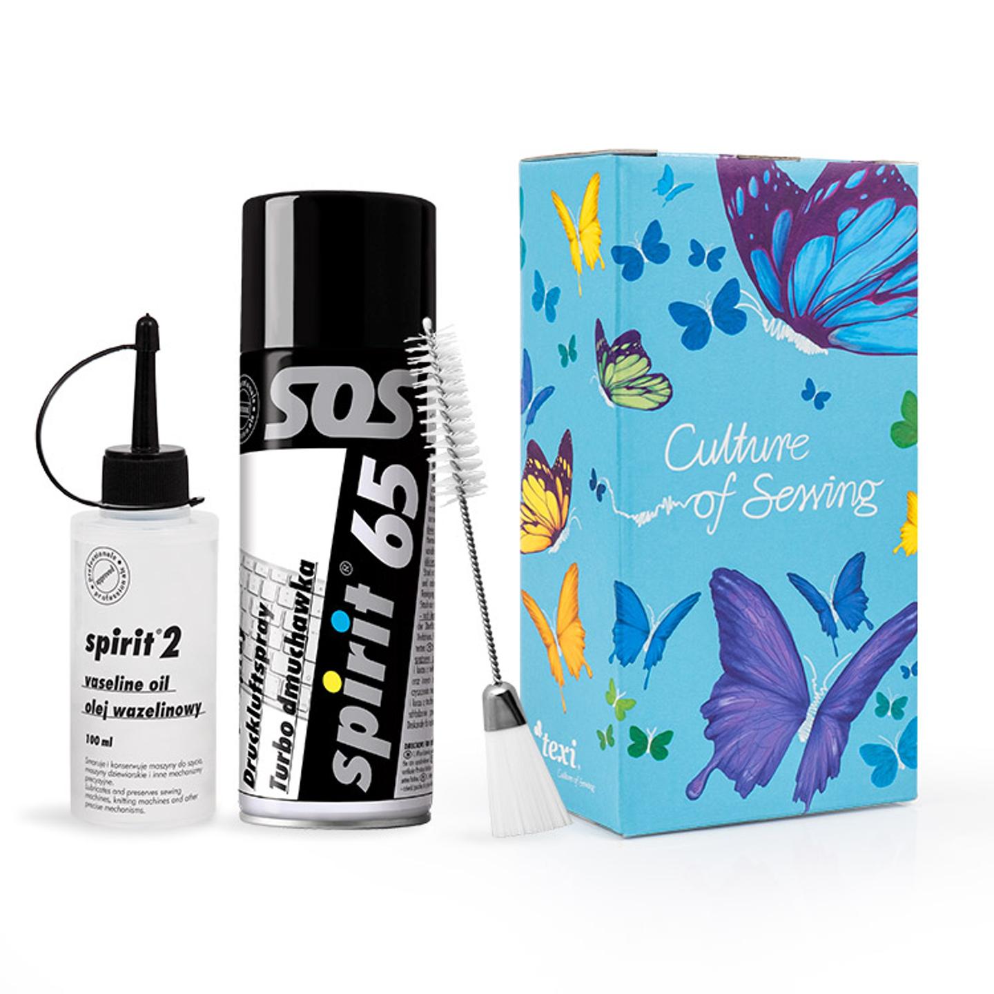 The necessary set for cleaning the machine