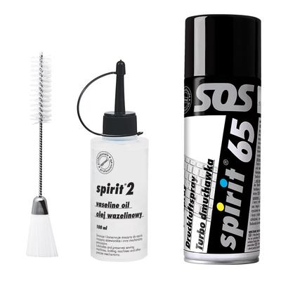 The necessary set for cleaning the machine