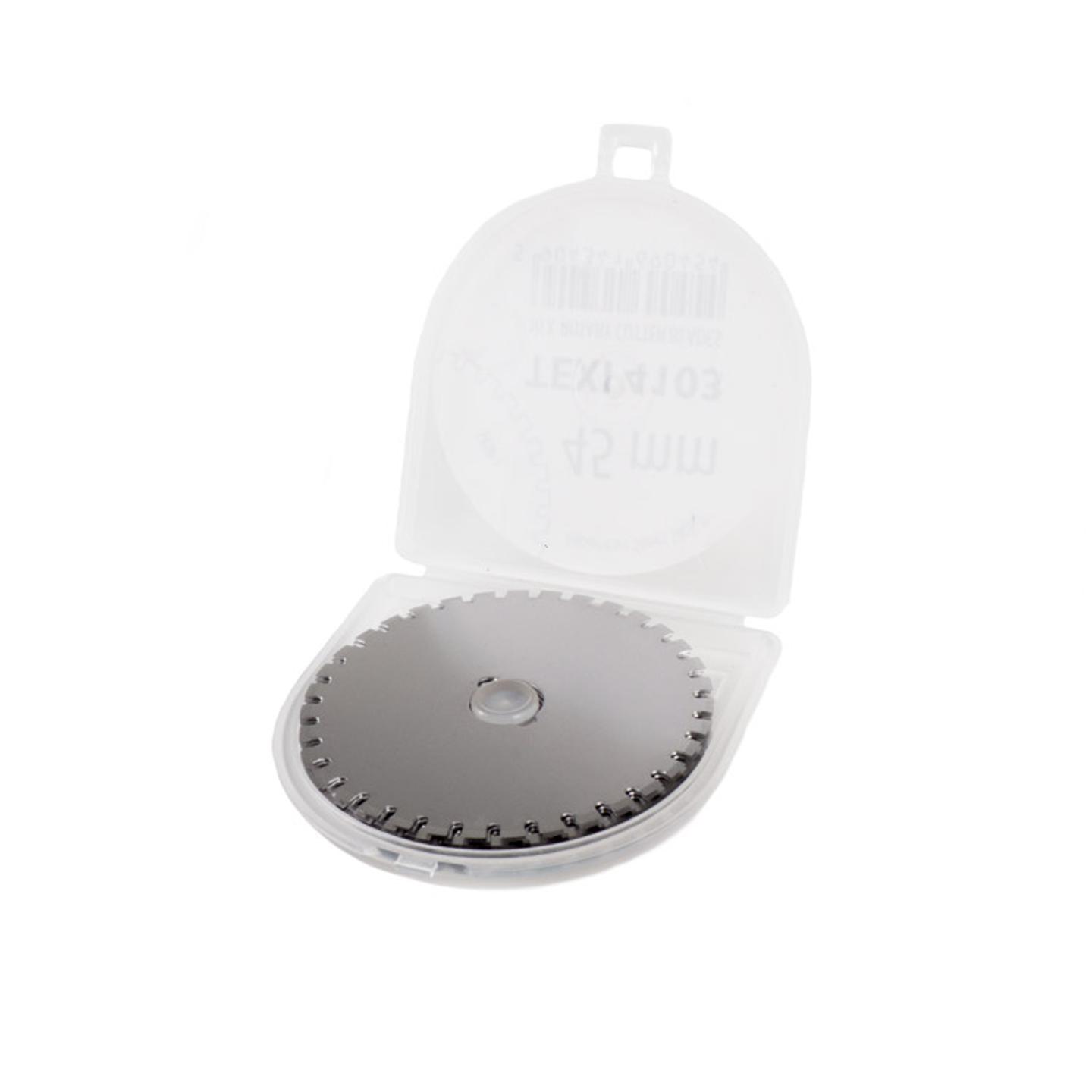 Rotary cutter blade 45mm, skip1, 10 pcs/pack