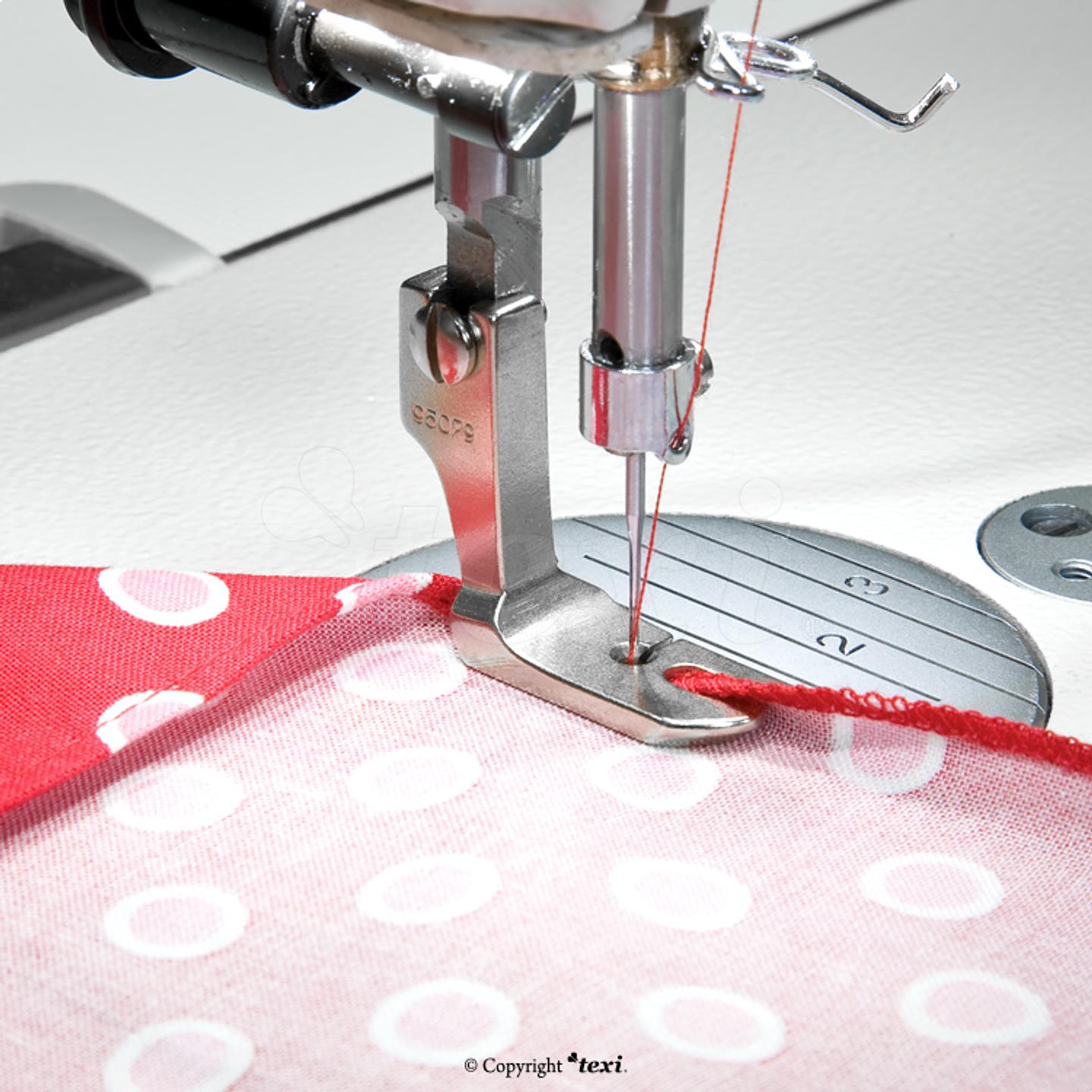 Single hemming foot 1/8" (3.2 mm)