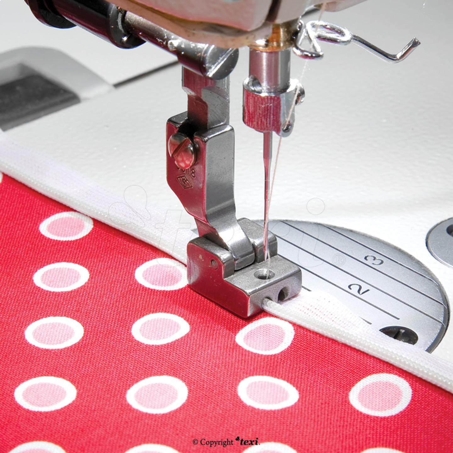 Invisible zipper foot