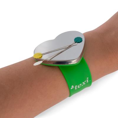 Magnetic bracelet, green