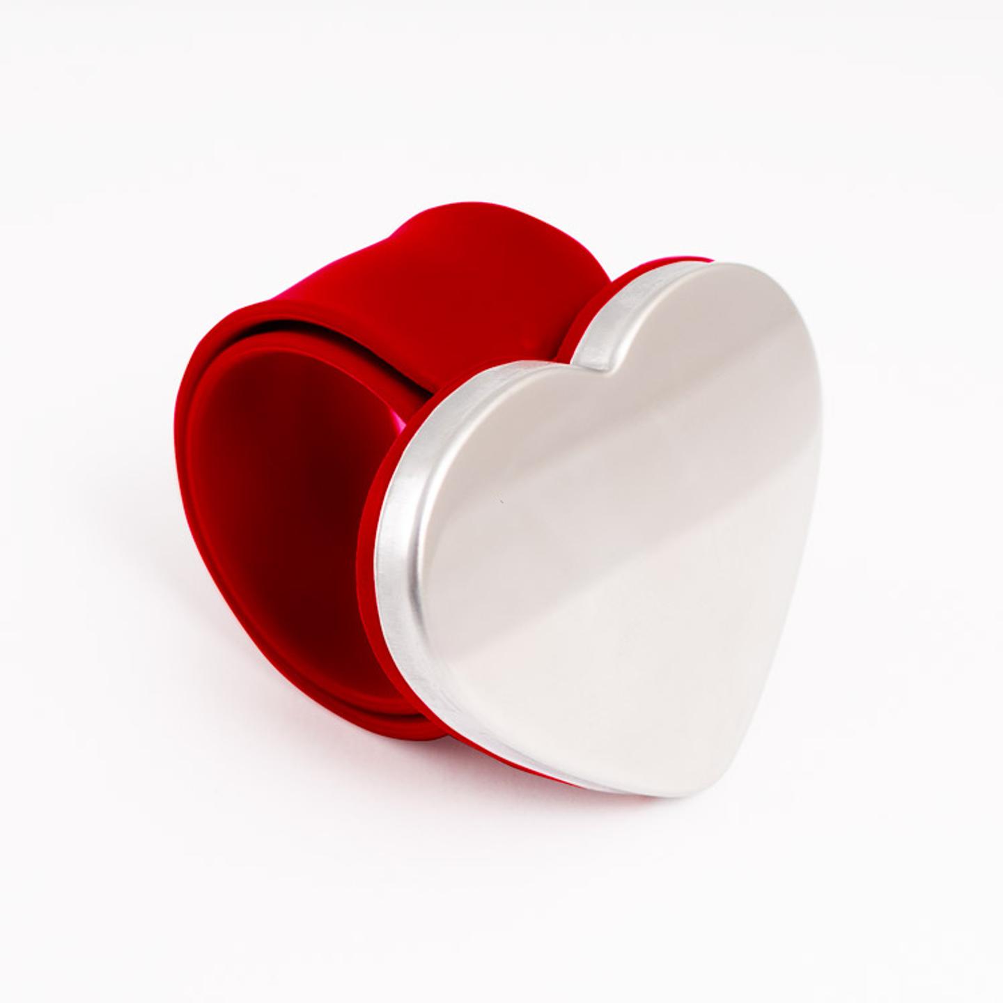 Magnetic bracelet, red