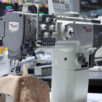 Automatic double needle heavy duty postbed sewing machine with unison feed - compete set