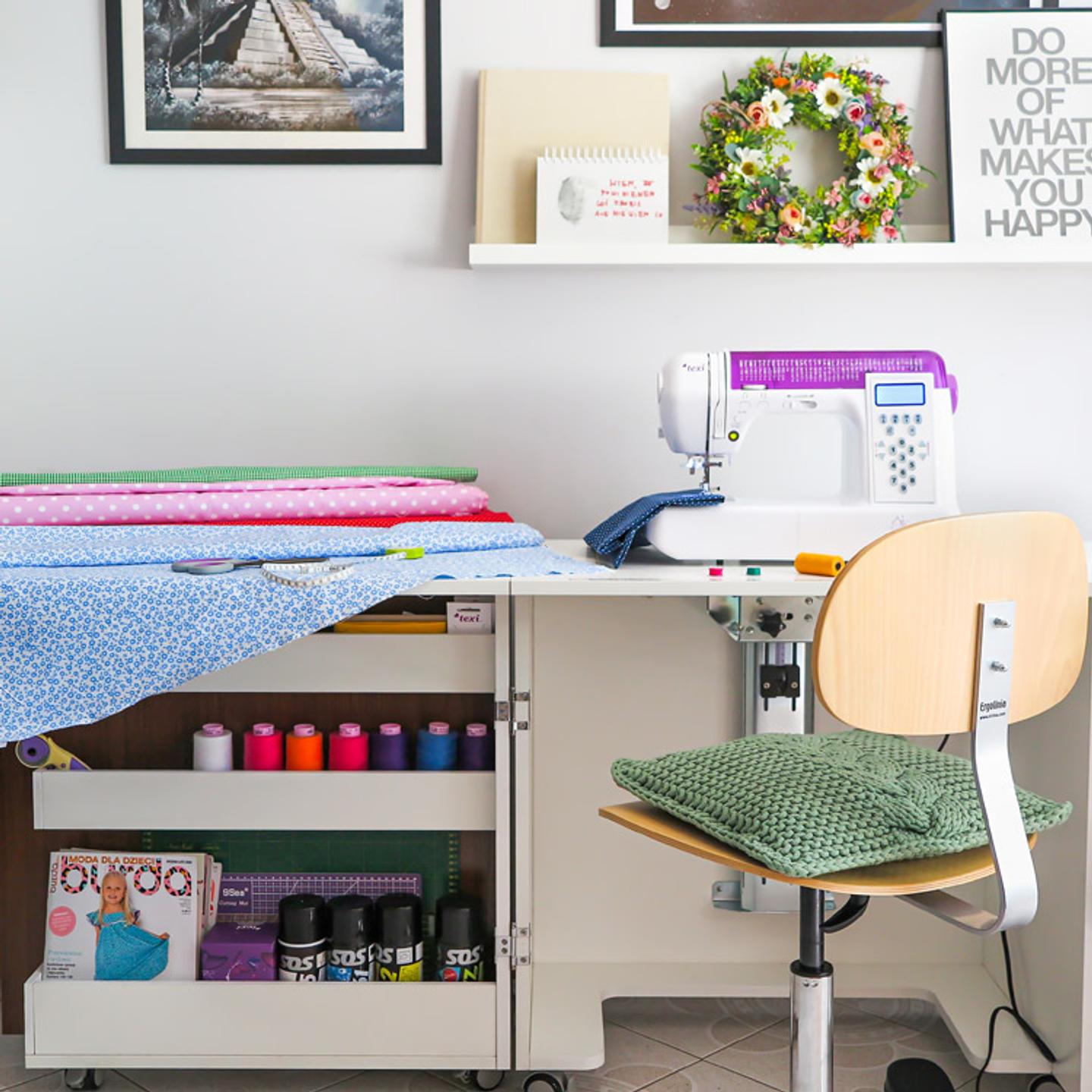 Folding cabinet - tailor's workshop, light oak color