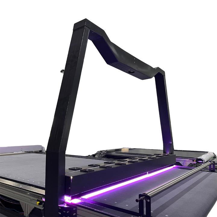 Cutter jednowarstwowy 170 cm z Pattern Cutting System do precyzyjnego cięcia tkanin po nadruku