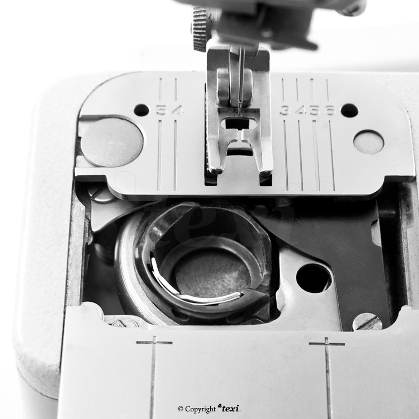 Bobbin case for household machine with rotary hook