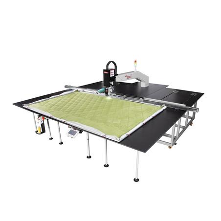 Maszyna do stebnowania programowanych wzorów z podnoszoną i obrotową głowicą szyjącą - maszyna kompletna