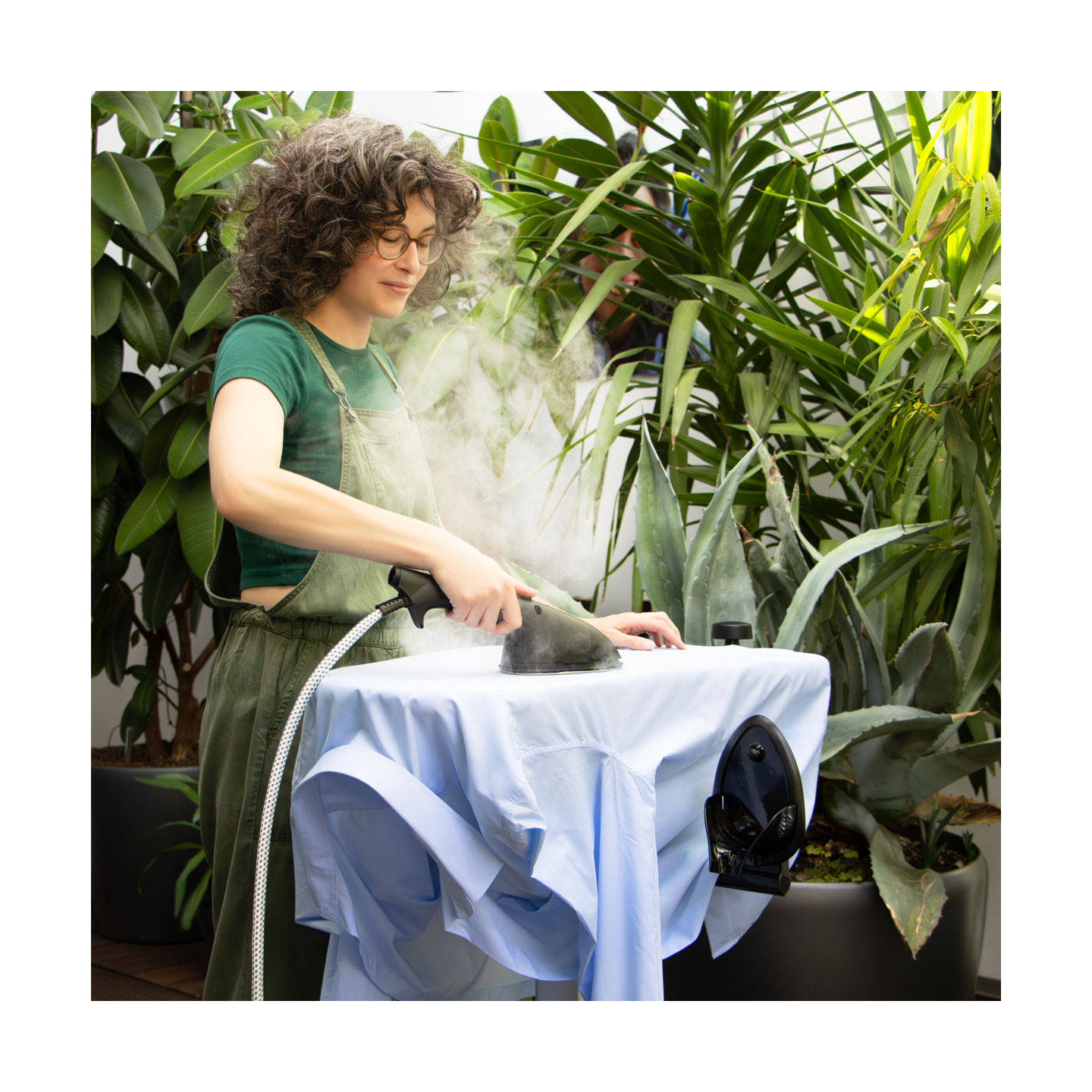 High pressure garment steamer Texi Black Turbo 2